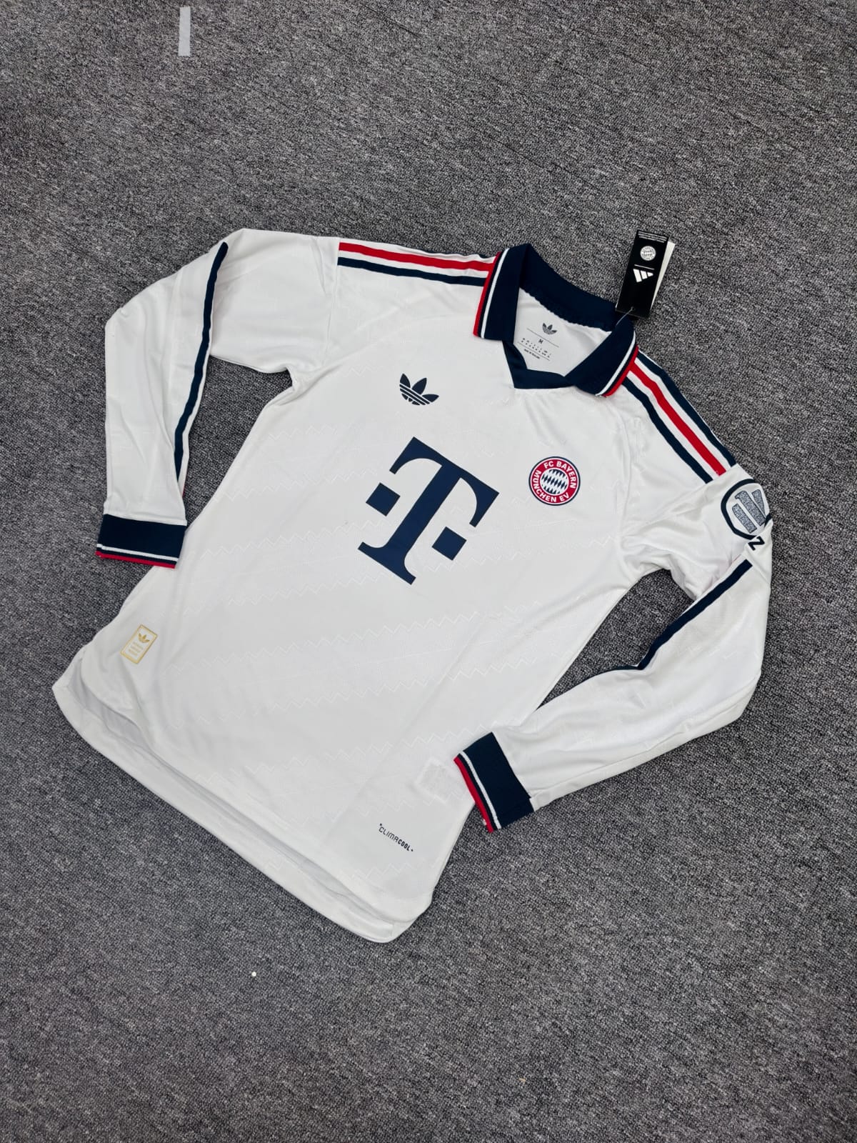 BAYERN AWAY FULL